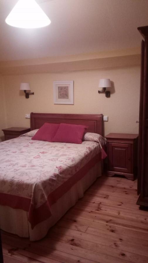 Jaurrieta Hostal Casa Sario מראה חיצוני תמונה