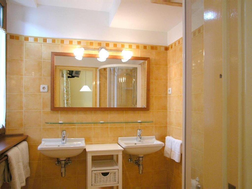 Jaurrieta Hostal Casa Sario מראה חיצוני תמונה