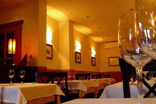 Jaurrieta Hostal Casa Sario מראה חיצוני תמונה